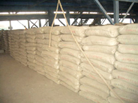 Переход на повседневный режим торгов цементом на МФБ приостановил рост цен на цемент