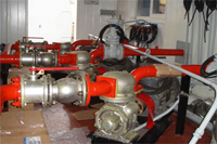 Нестационарные явления в проточном тракте насосных станций в установившихся режимах