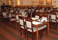 Верно избрать мебель для ресторана, бара либо кафе