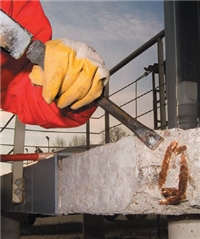 Ремонт трещин в бетонной стенке