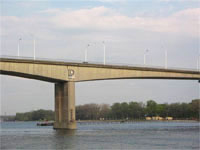 Спустя реку Юрибей строится огромный мост